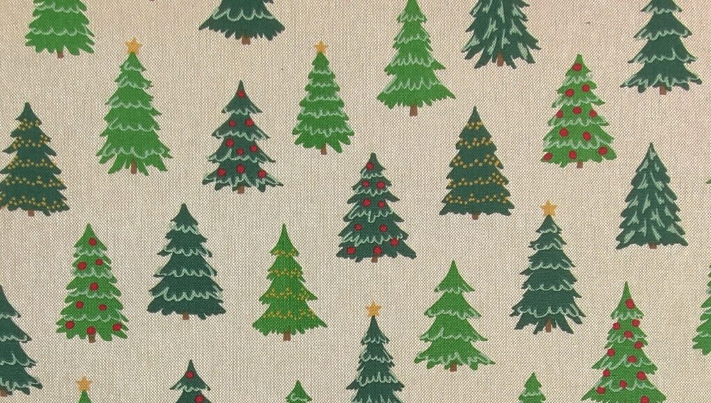 Come creare un albero di Natale senza spendere soldi