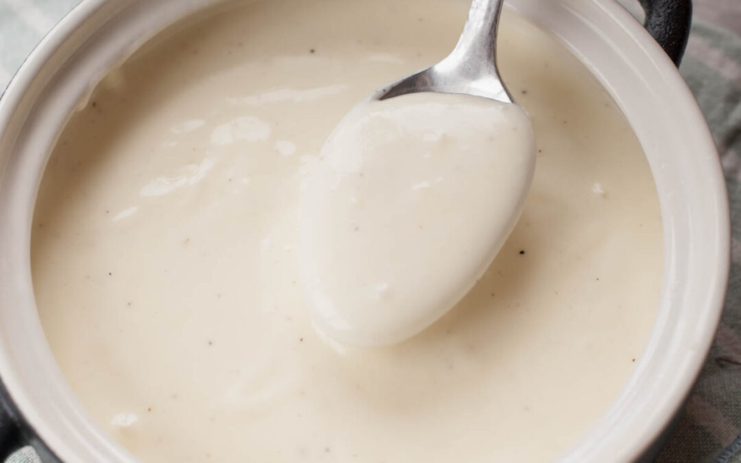 Besciamella fatta in casa: ricetta perfetta, senza grumi e varianti